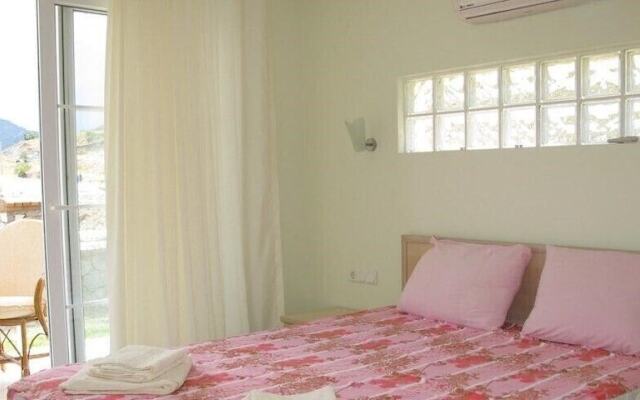 Villa CEB1 by JoyLettings