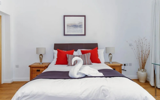 Historic Lion Brewery - Oxford City Centre