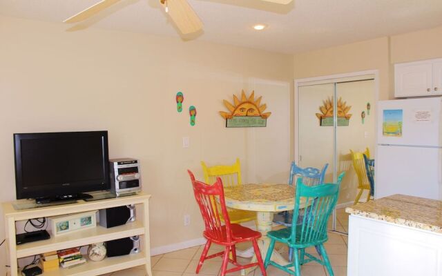 Capri 120 1 Bedroom 1 Bathroom Condo