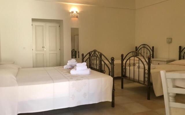 Domo Antiga Guest Rooms