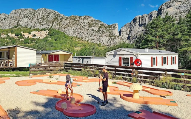 Camping La Pinatelle
