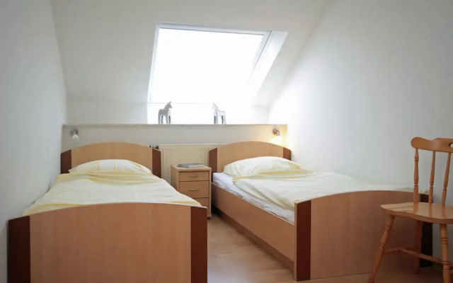 Traberhof - Landurlaub in seiner schönsten Form - freies Reiten inbegriffen - Hunde willkommen - Sauna im Haus - Kanuverleih - tolle Radwege - Deich in Sichtweite