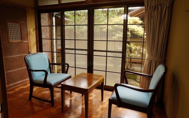 Meisho Sansuien - Yuda Onsen -