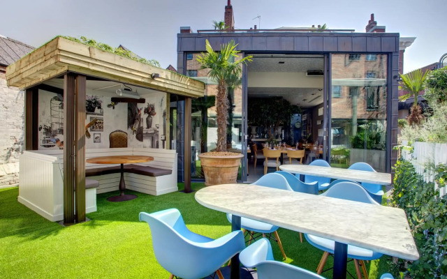 Oddfellows Chester Hotel and Apartments