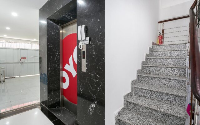 OYO 122 Vela Apartment