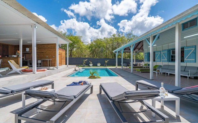 Villa Lyjade, 4 CH, piscine, vue mer