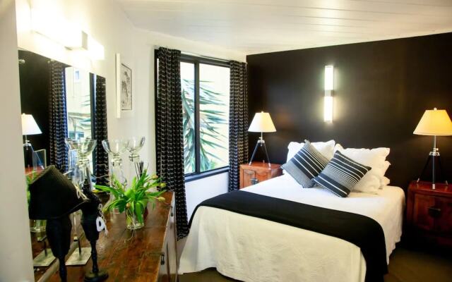 Bright 2 Bedroom Townhouse in Central Parnell