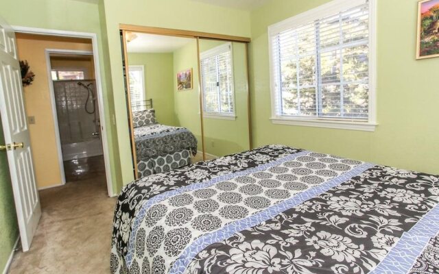 Apples Delight by Big Bear Cool Cabins