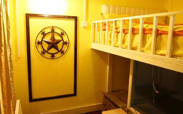 Dengba International Hostel Fenghuang