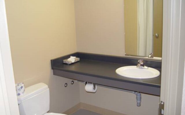Residence & Conference Centre - Ottawa West