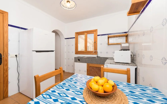 H Rreo in Campos With 3 Bedrooms and 2 Bathrooms