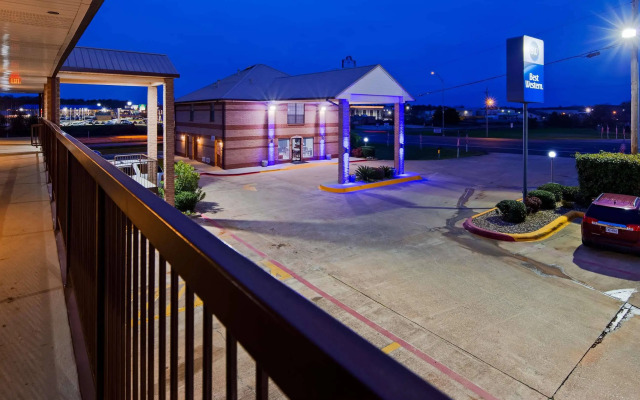 Best Western Executive Inn