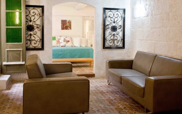 Sliema Ferries Guest House
