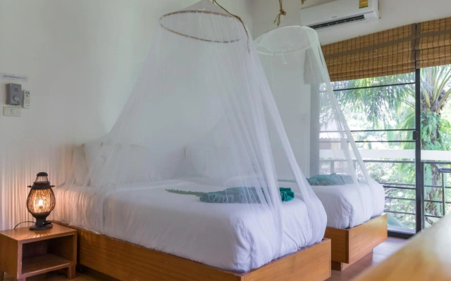 Anurak Community Lodge