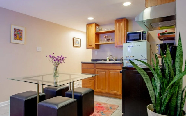 2 br City Retreat Peace Privacy Parking