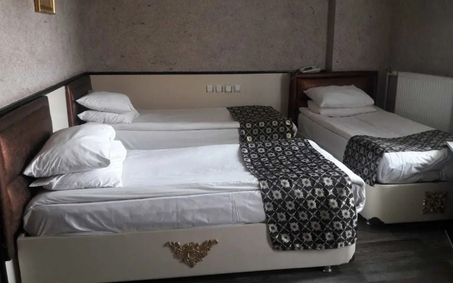 Katan Hotel