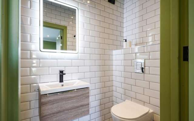 The Balham Hideout - Trendy 2bdr Flat