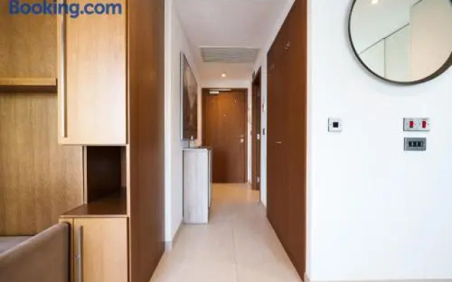 Westone Suite710-hosted by Sweetstay