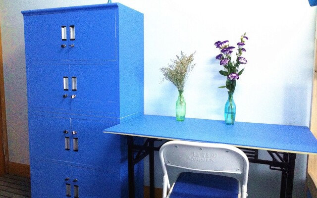 Downtown Center Youth Hostel