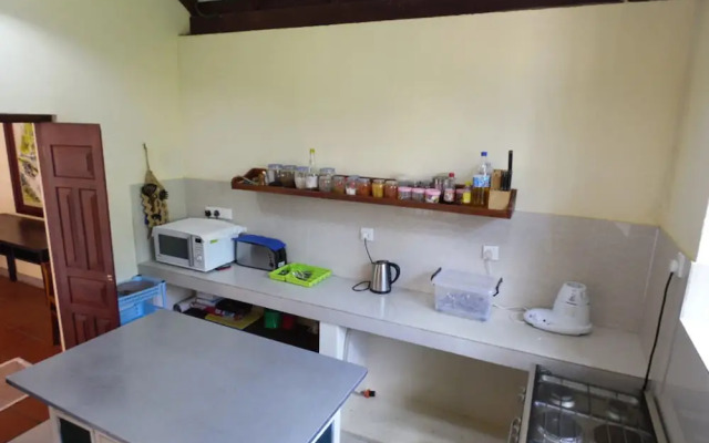 The Chalet - Whole Villa 2 Bedroom (Sleeps 4)