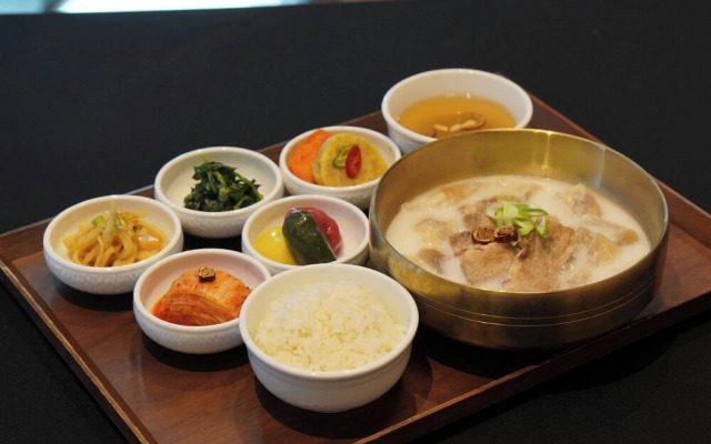 AC Hotel by Marriott Seoul Geumjeong