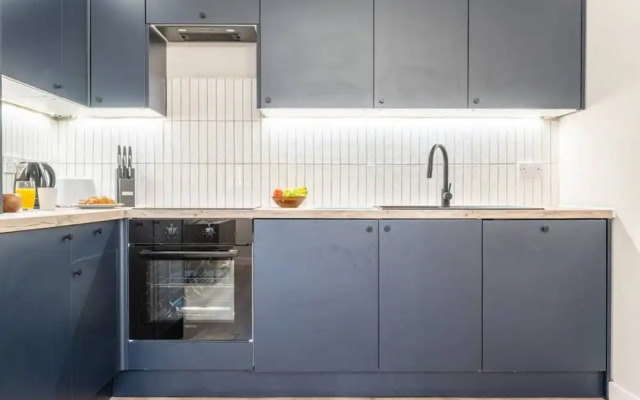 Luxurious 2 Bed Central Cardiff Free EV Charge