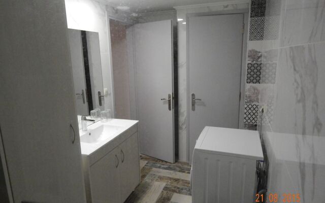 Kasteli Suites