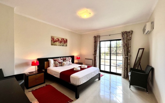 Pêra Brightness Villa by Homing