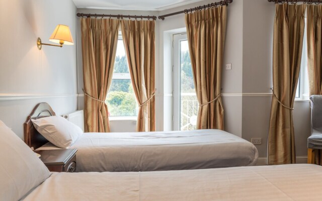 Woodenbridge Hotel