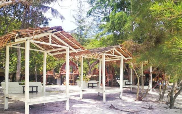 Nido Mantanani Lodge