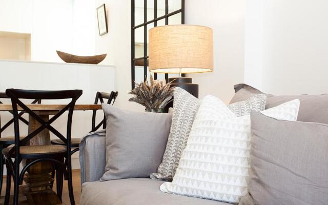 BELLEVUE BEAUTY - Hosted by: L'Abode Accommodation