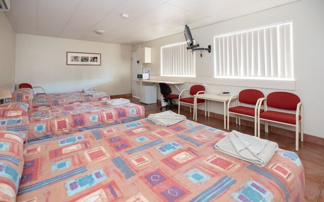 Leichhardt Hotel Motel