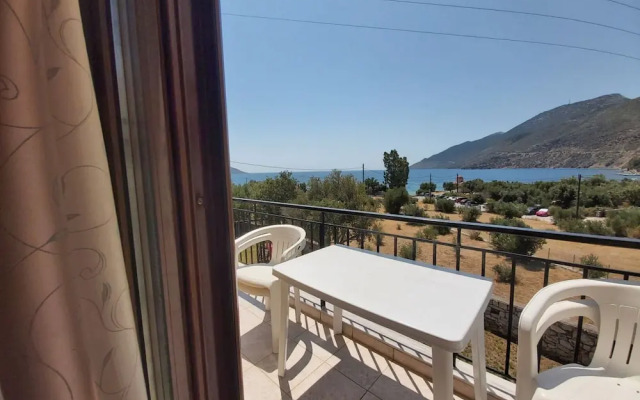 Domaine Papakonstantis Apartments To Let