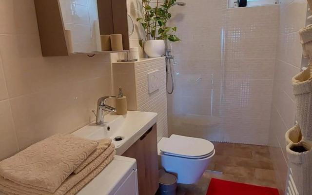 Pri piratski mački - At the pirate cat - Dal gatto pirata