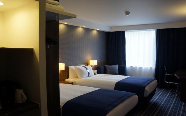 Holiday Inn Express London - Earl's Court, an IHG Hotel