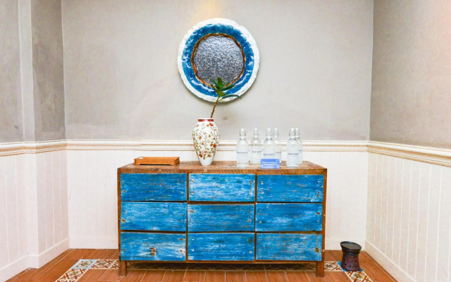 The Settlement Hotel