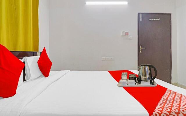 OYO Flagship 701985 Amrutha Spaces