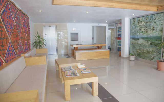 Narr Hotel