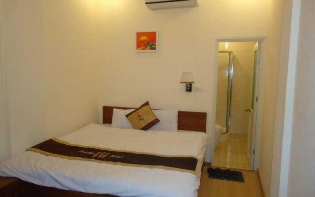 Rainbow Hanoi Hotel – Guest Rooms – Hanoi