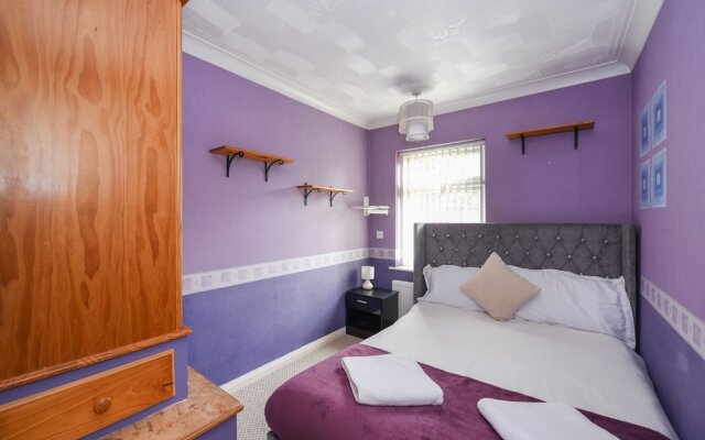 Soyinka Lodge 3-Bedroom House