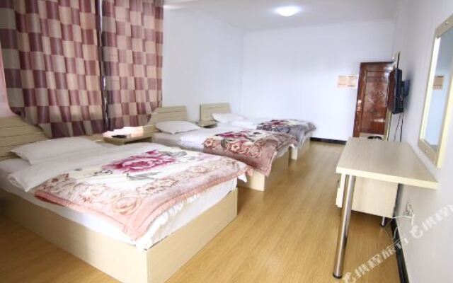 Hongrenju Hotel