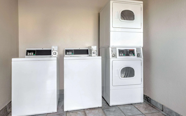 Days Inn by Wyndham Wichita Falls