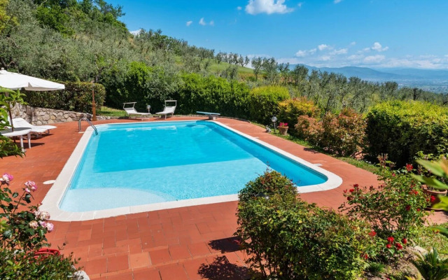 Spacious Villa in Carmignano With Private Swimming Pool