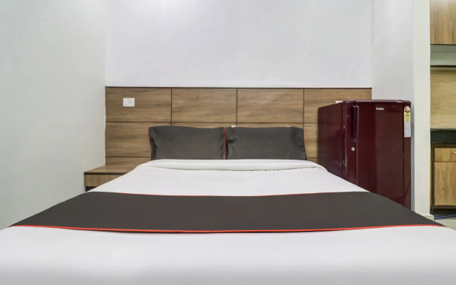 Collection O 82772 Hotel Ay Villa