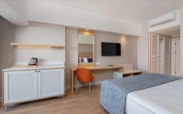 Sural Saray Hotel