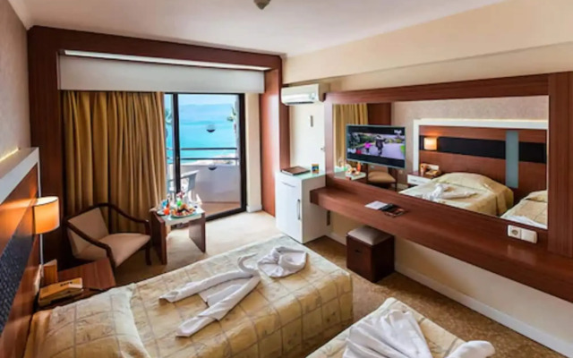 Derici Hotel