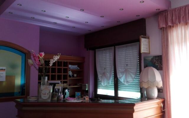 Garni Rosa