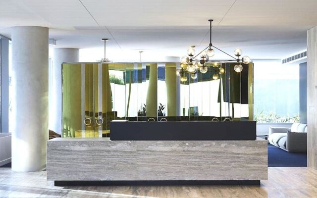 Fawkner Apartment 1B1B