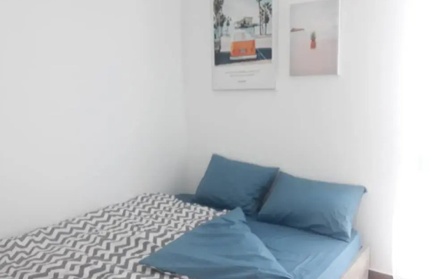 Oyo 858 1989 House