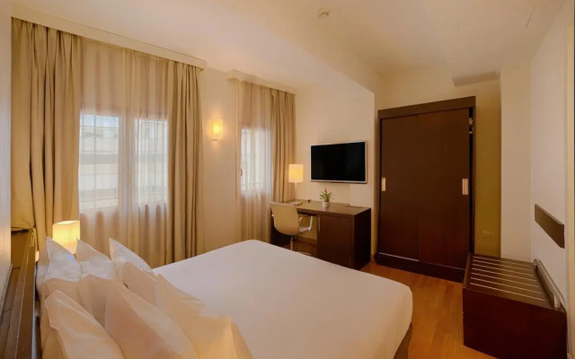 Отель NH Collection Roma Giustiniano